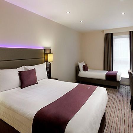 Premier Inn Perth City Centre Kültér fotó