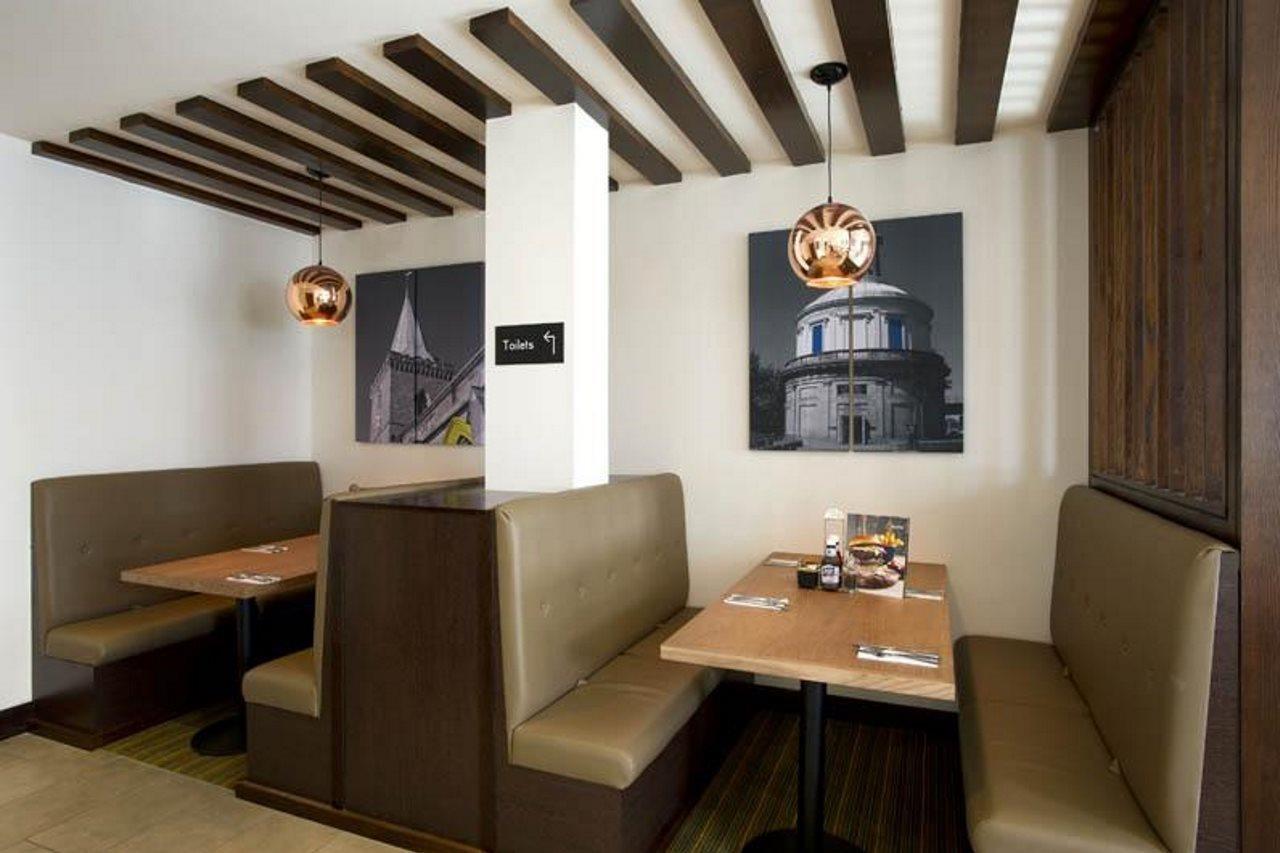 Premier Inn Perth City Centre Kültér fotó